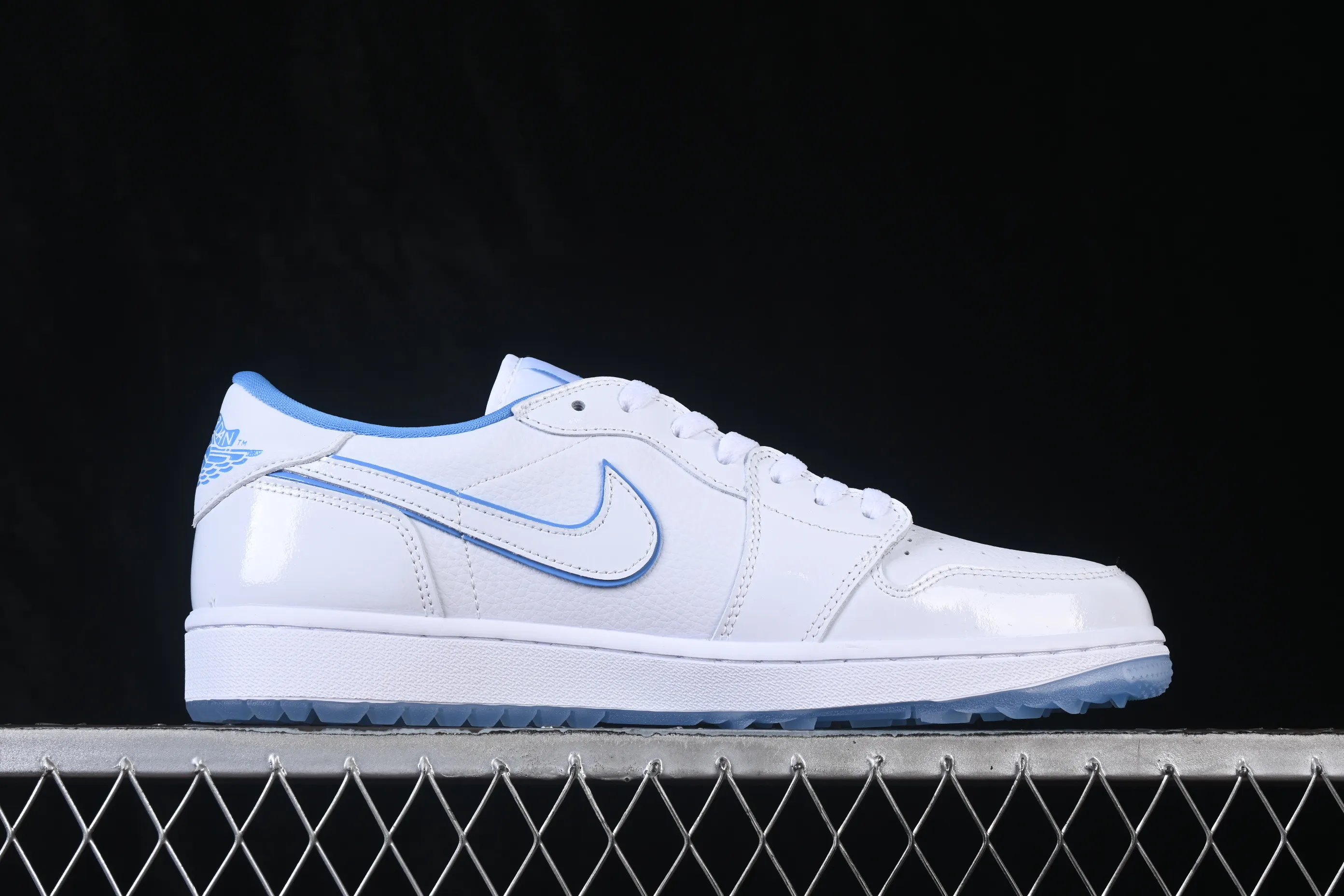 All categories Air Jordan Jordan series basketball shoes Air Jordan 1 Low Air Jordan 1 Low AJ1 Joe 1 patent leather white and blue low-top retro cultural basketball shoes DD9315-118